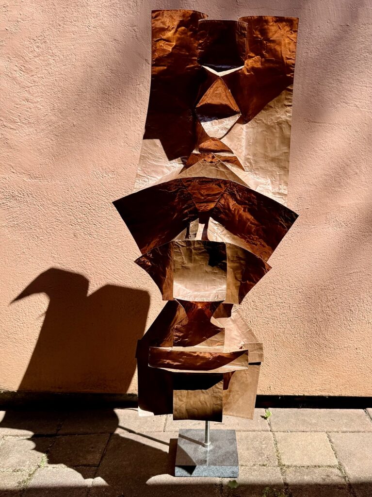 Copper_01 Acrylic paint, paper, aluminium foil 79 x 30 cm